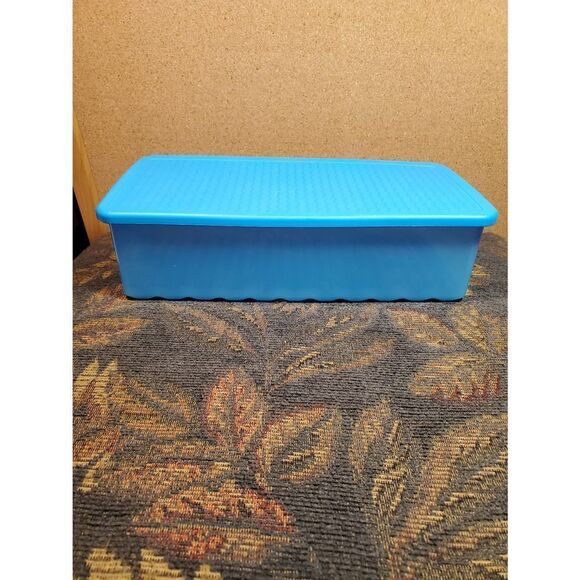 Tupperware Rectangle Blue Fridgesmart Container - Picture 2 of 6